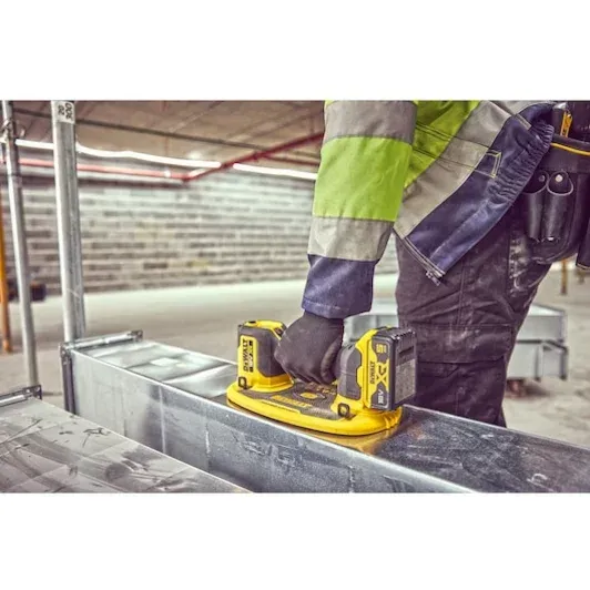 dewalt_dce590n_xj_17_532x532.webp