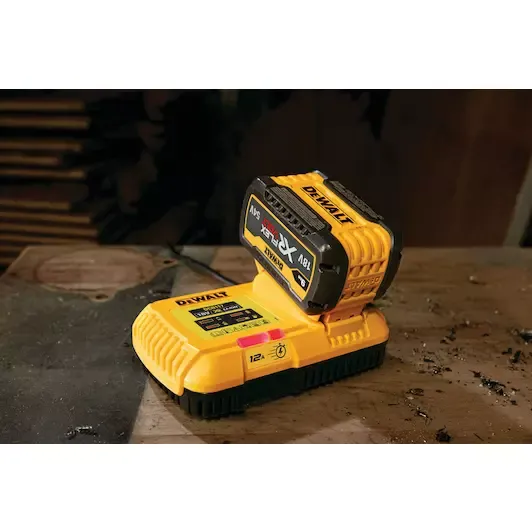 dewalt_dcb117_qw_3_532x532.webp