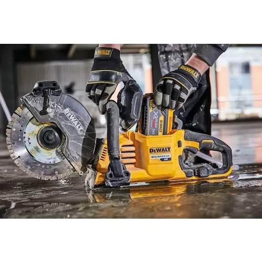 dewalt_dcb548_xj_5_532x532.webp