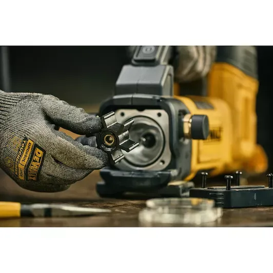 dewalt_dce050n_xj_9_532x532.webp