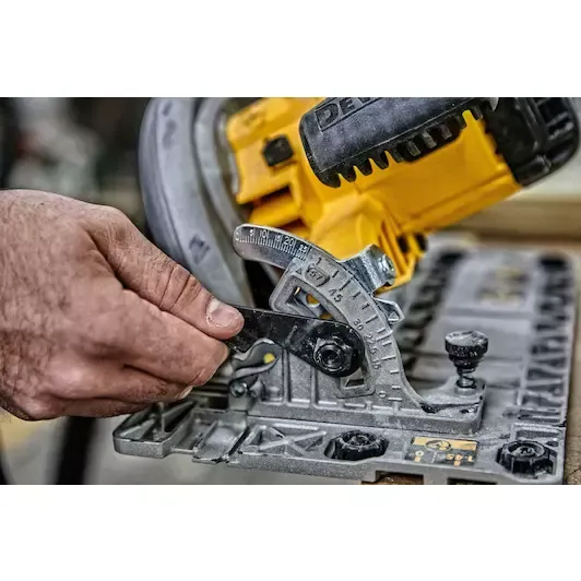 dewalt_dwe576k_qs_5_532x532.webp