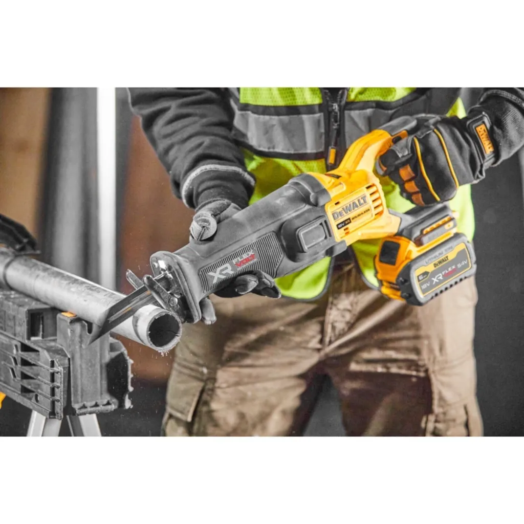 dewalt-dcs386nt-accu-reciprozaag-18v-xr-flexvolt-basic-body-in-tstak-5035048739549-mastertools_nl-9.webp