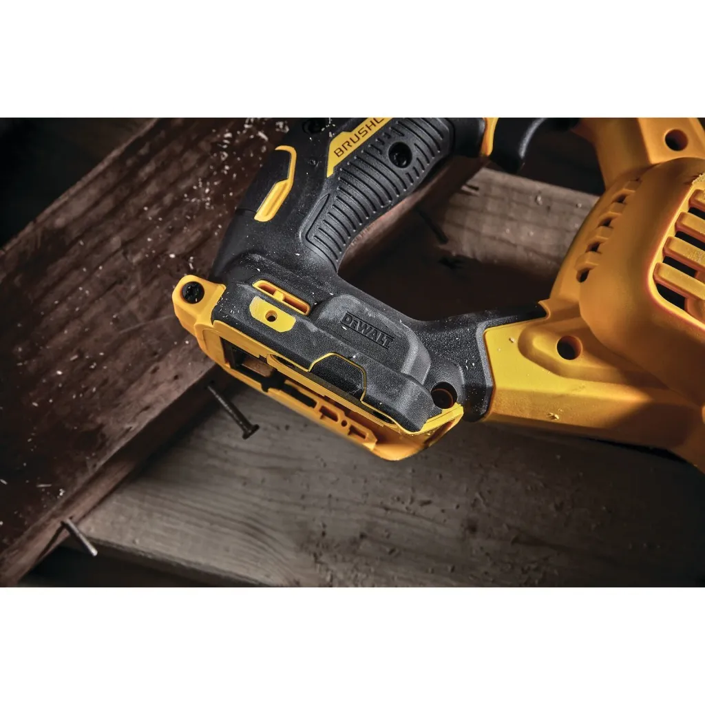 dewalt-dcs386nt-accu-reciprozaag-18v-xr-flexvolt-basic-body-in-tstak-5035048739549-mastertools_nl-6.webp