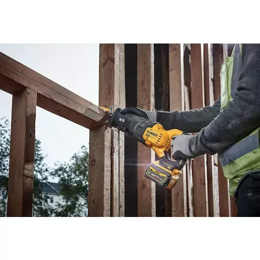 dewalt_dcs386nt_xj_12_532x532.webp
