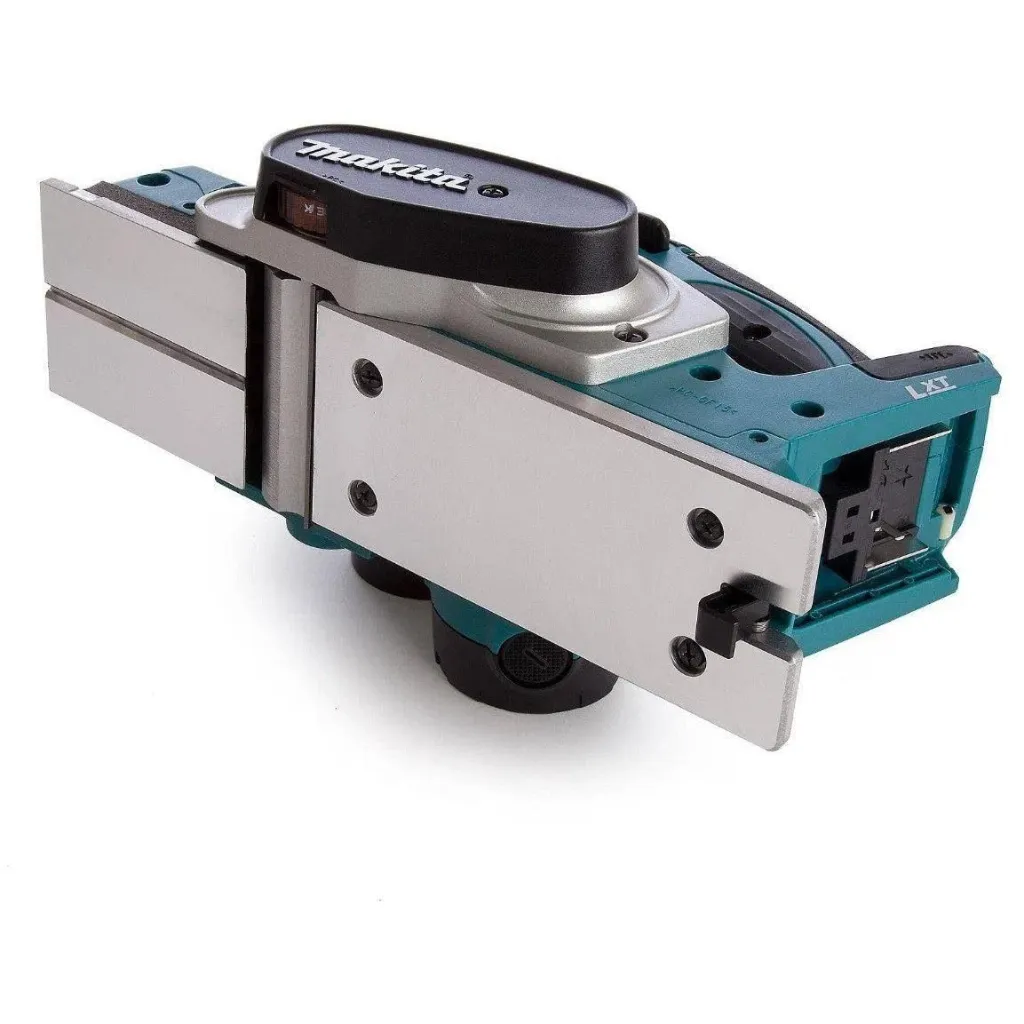 makita-dkp180z-accu-schaafmachine-18v-basic-body-0088381662635-mastertools_nl-2.webp