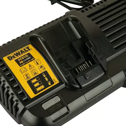 dewalt_dcb132_qw_6_532x532.webp